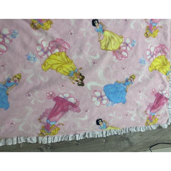 Vintage 90s Disney Princes Pink Fleece Throw Blanket For Toddler 50 x 40 - Picture 12 of 14